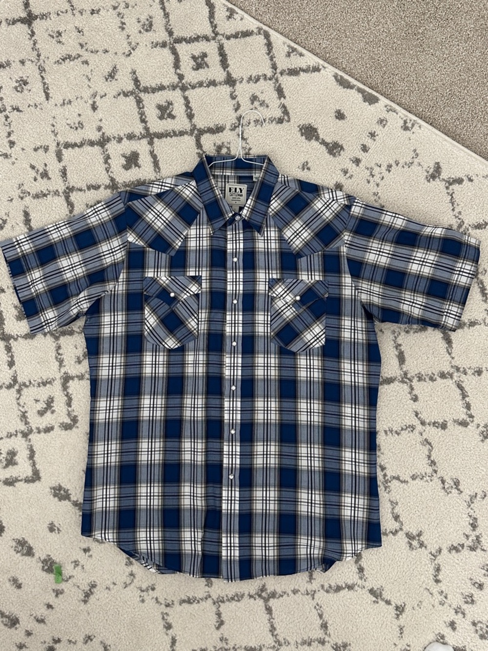 Ely Cattleman Blue and White Plaid Short-Sleeve Button-Down Shirt